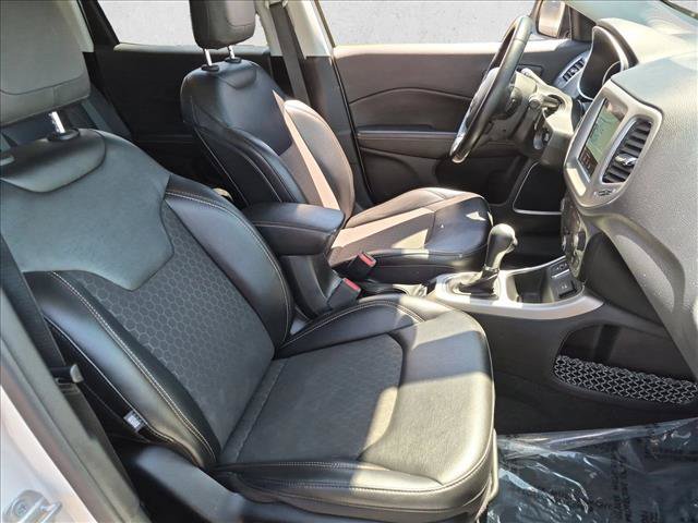 Used 2020 Jeep Compass Latitude w/ Popular Equipment Group FWD image 22