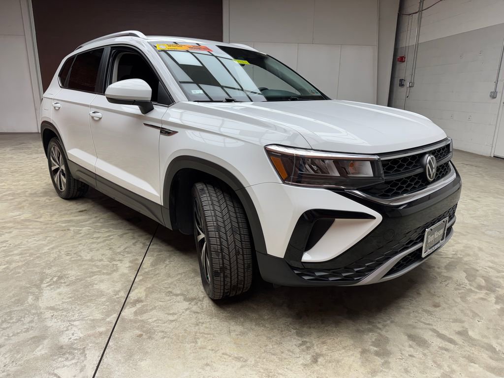 Used 2022 Volkswagen Taos SE image 6