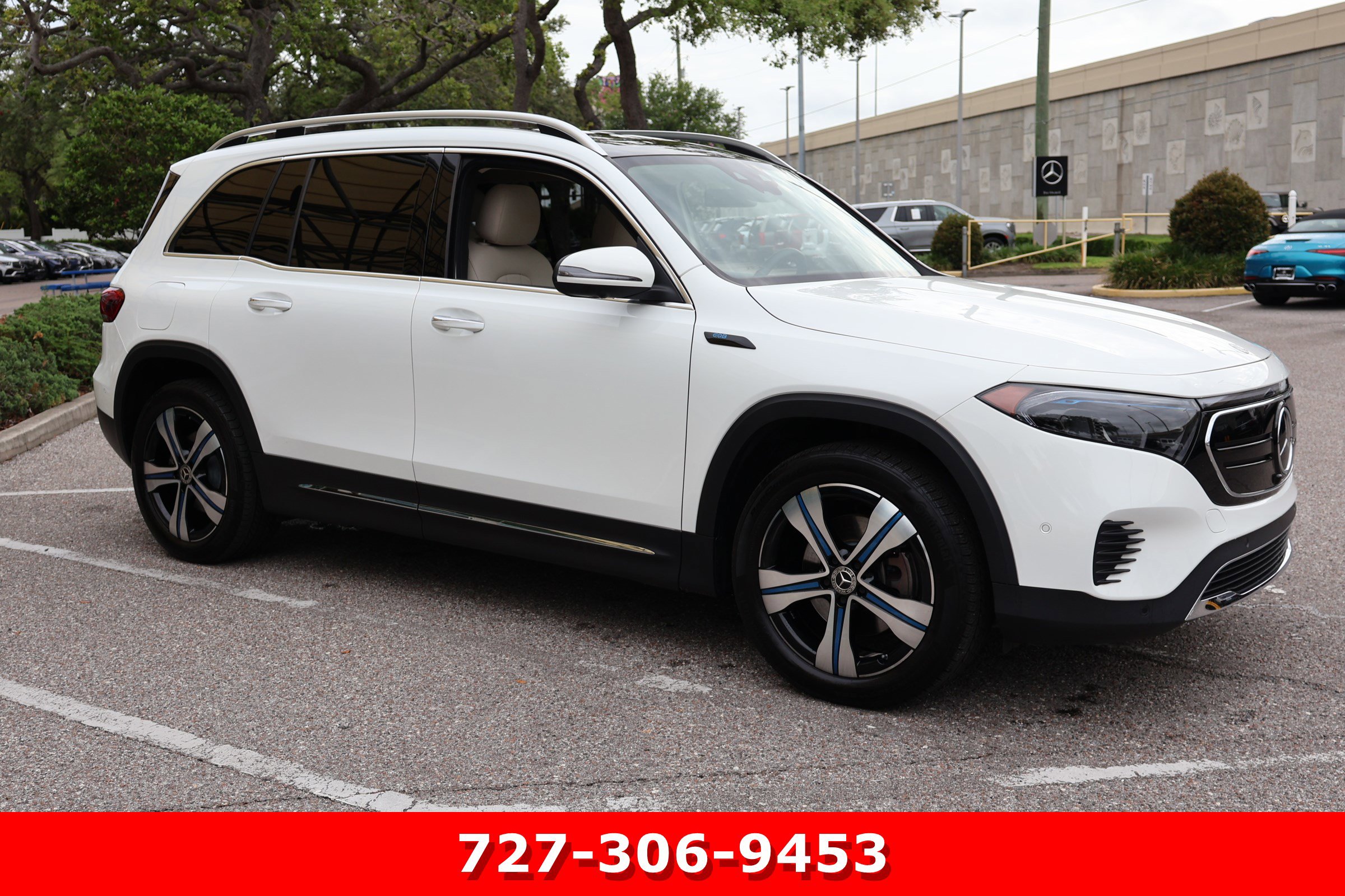 Certified 2023 Mercedes-Benz EQB 300 4MATIC w/ Pinnacle Package image 12