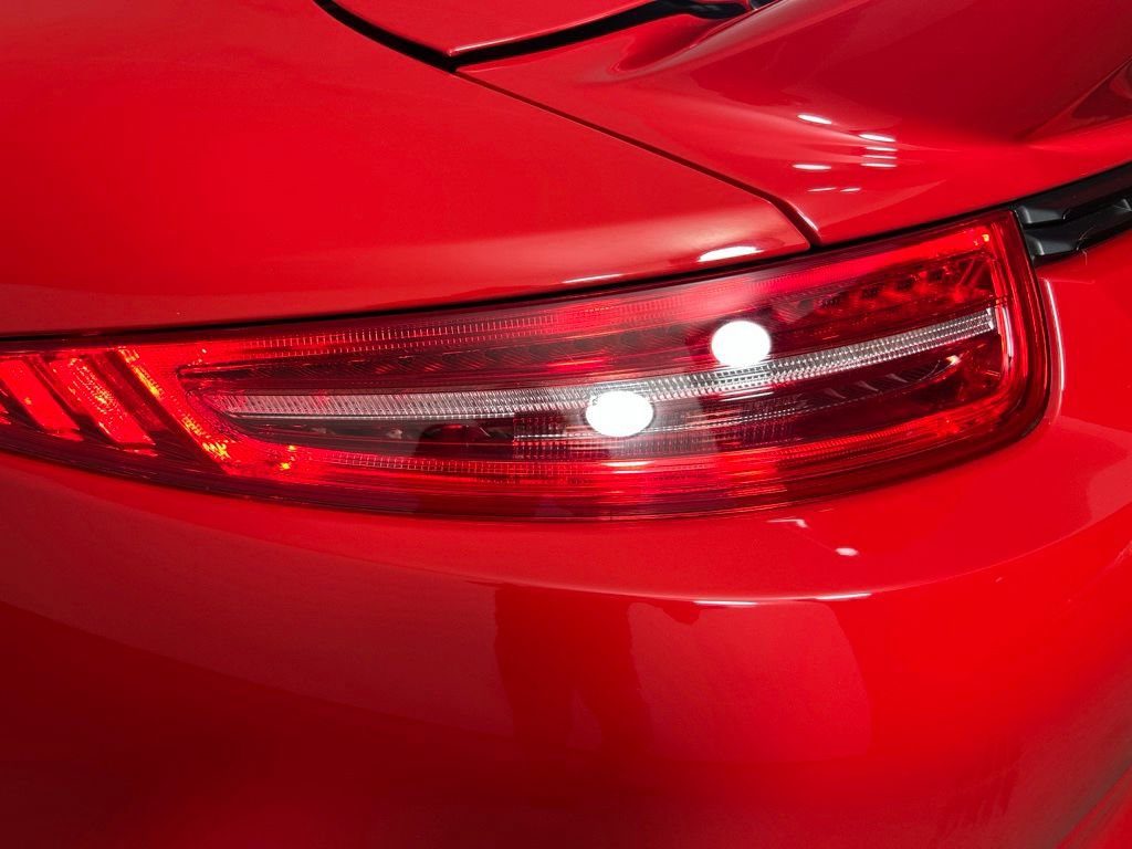 Certified 2016 Porsche 911 Carrera GTS RWD image 31