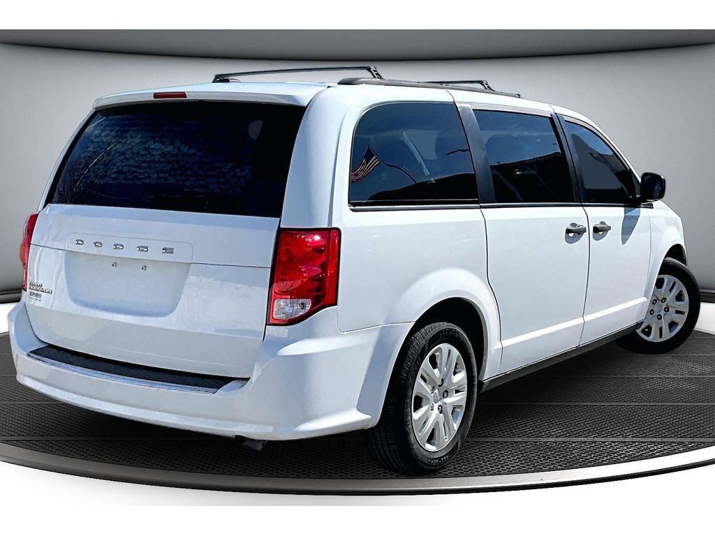 Used 2018 Dodge Grand Caravan w/ UConnect Hands-Free Group image 12