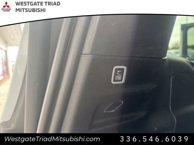 Used 2024 Jeep Wagoneer L Series II w/ Flexible Seating Group image 31