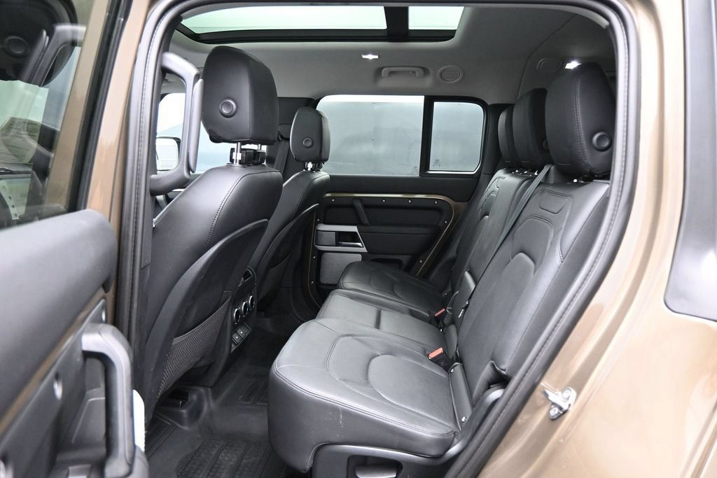 Used 2024 Land Rover Defender 130 S AWD/4WD image 24