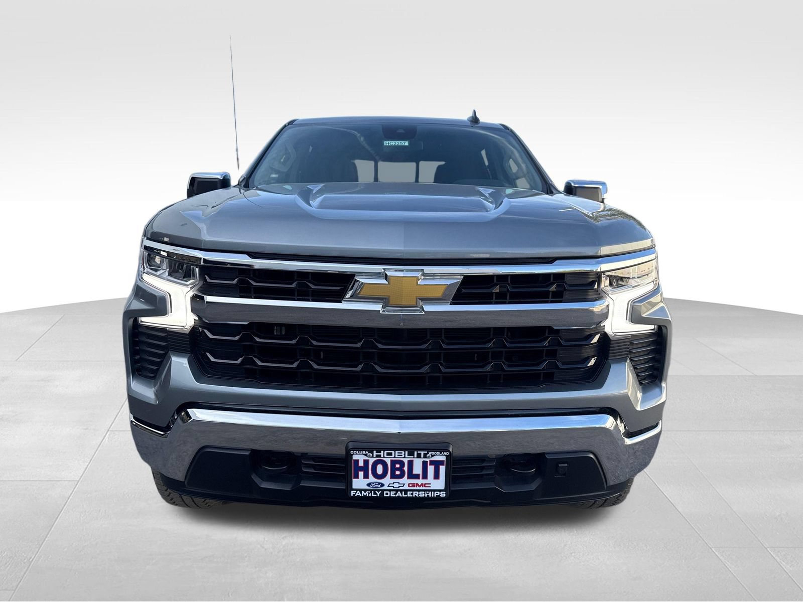 Used 2025 Chevrolet Silverado 1500 LT AWD/4WD image 8