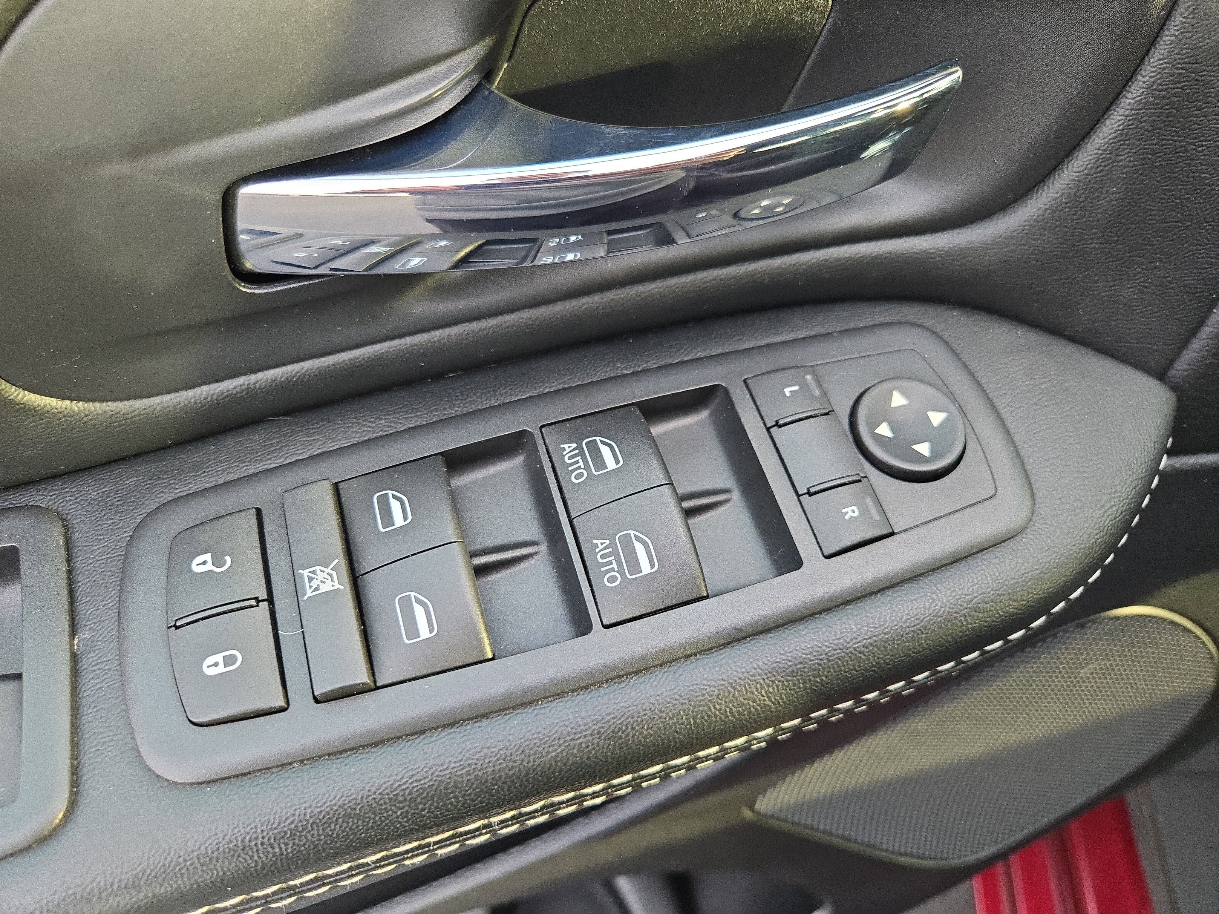 Used 2017 Dodge Grand Caravan SE image 13