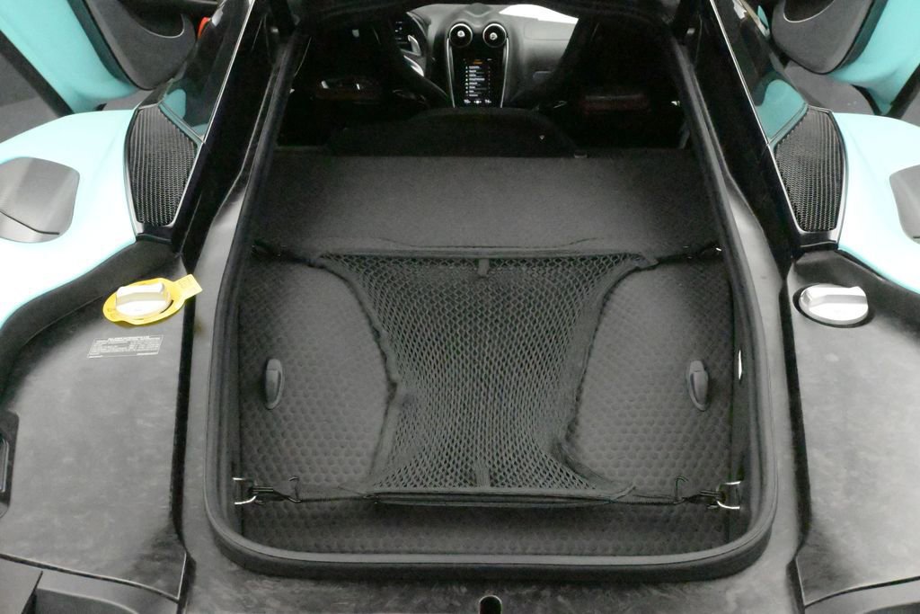 Used 2022 McLaren GT RWD image 37