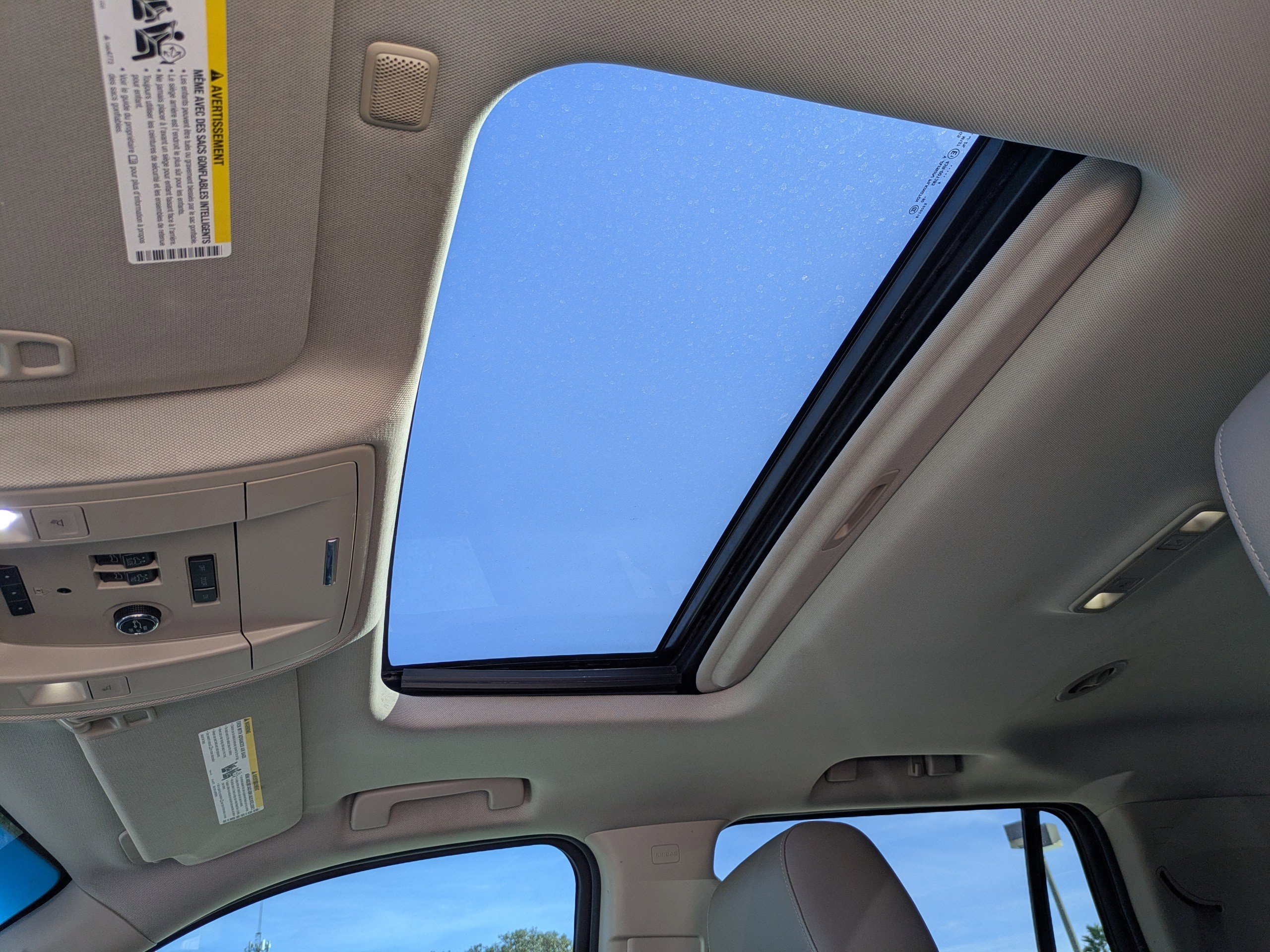 Used 2015 GMC Yukon SLT w/ HD Trailering Package image 23