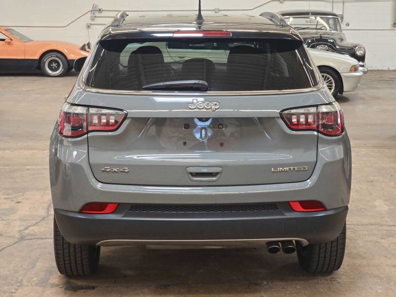Used 2020 Jeep Compass Limited AWD/4WD image 19