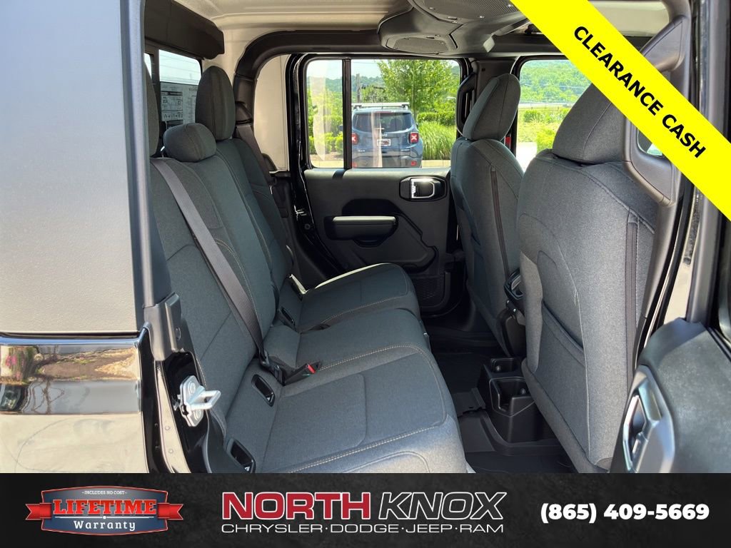 New 2025 Jeep Gladiator Sport image 22