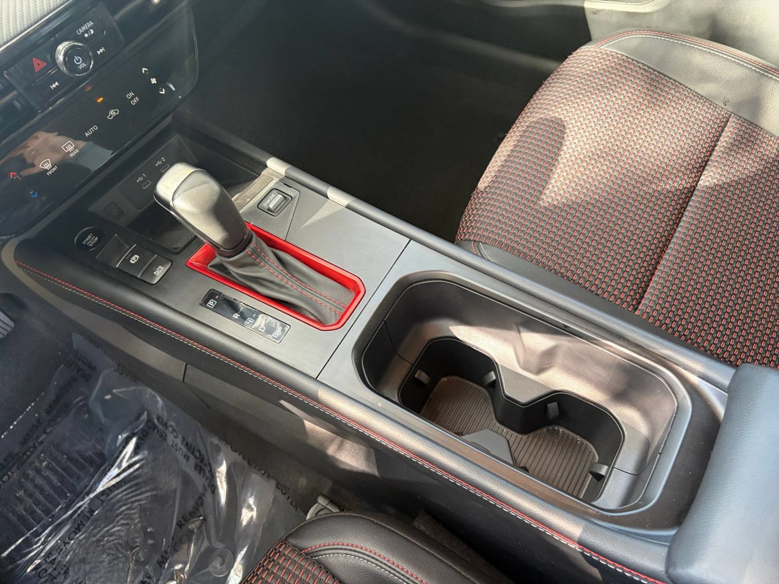 Used 2026 Nissan Kicks SR FWD image 39