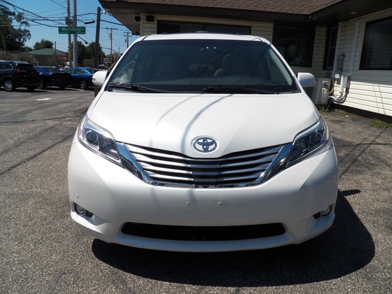 Used 2015 Toyota Sienna Limited Premium w/ Advanced Technology Package FWD image 5