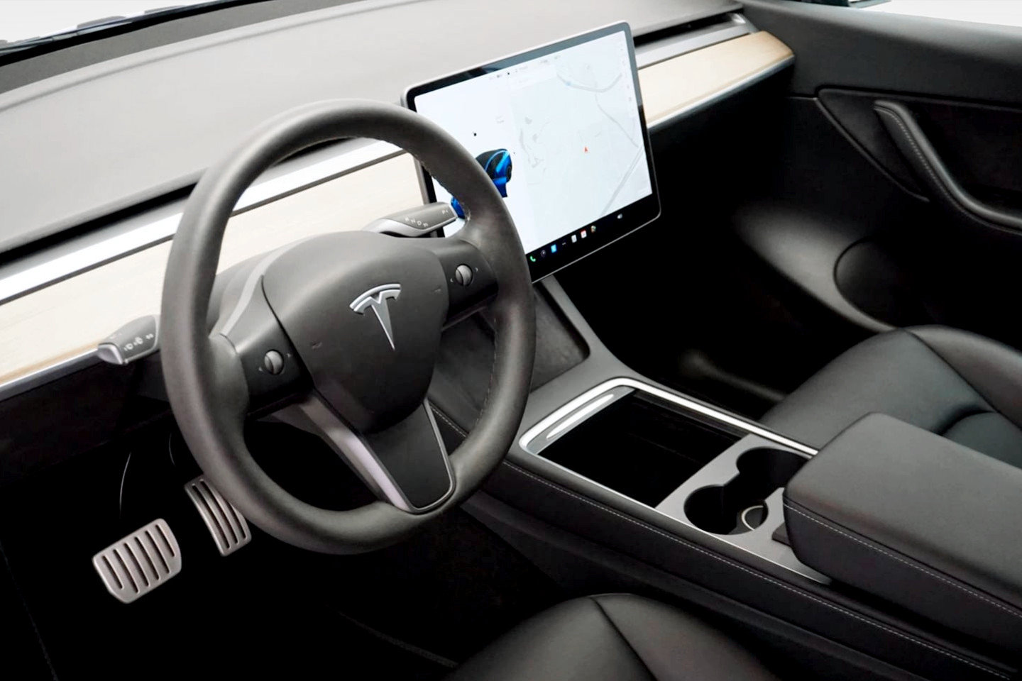 Used 2022 Tesla Model Y Performance AWD/4WD image 12