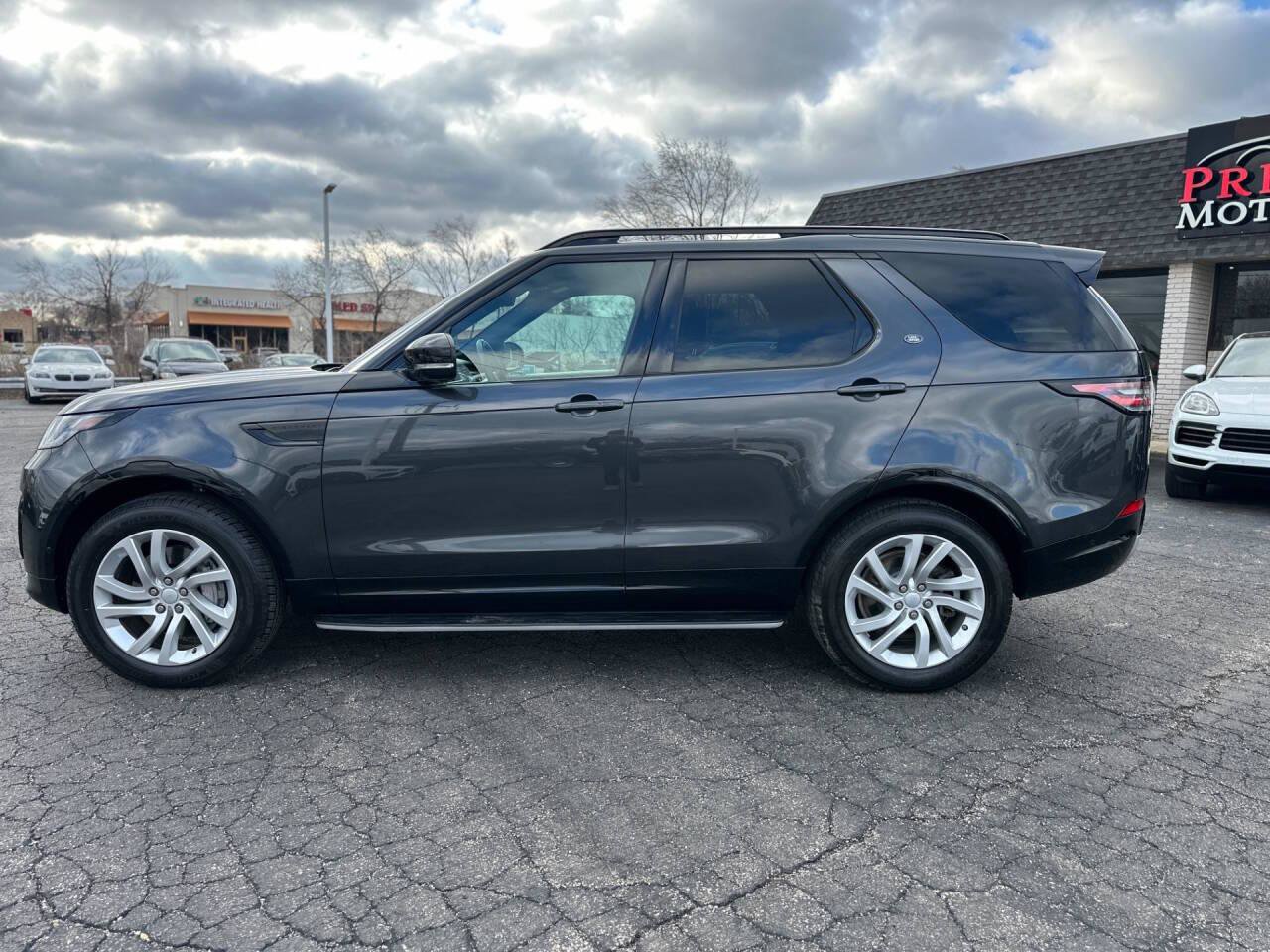 Used 2020 Land Rover Discovery HSE AWD/4WD image 2