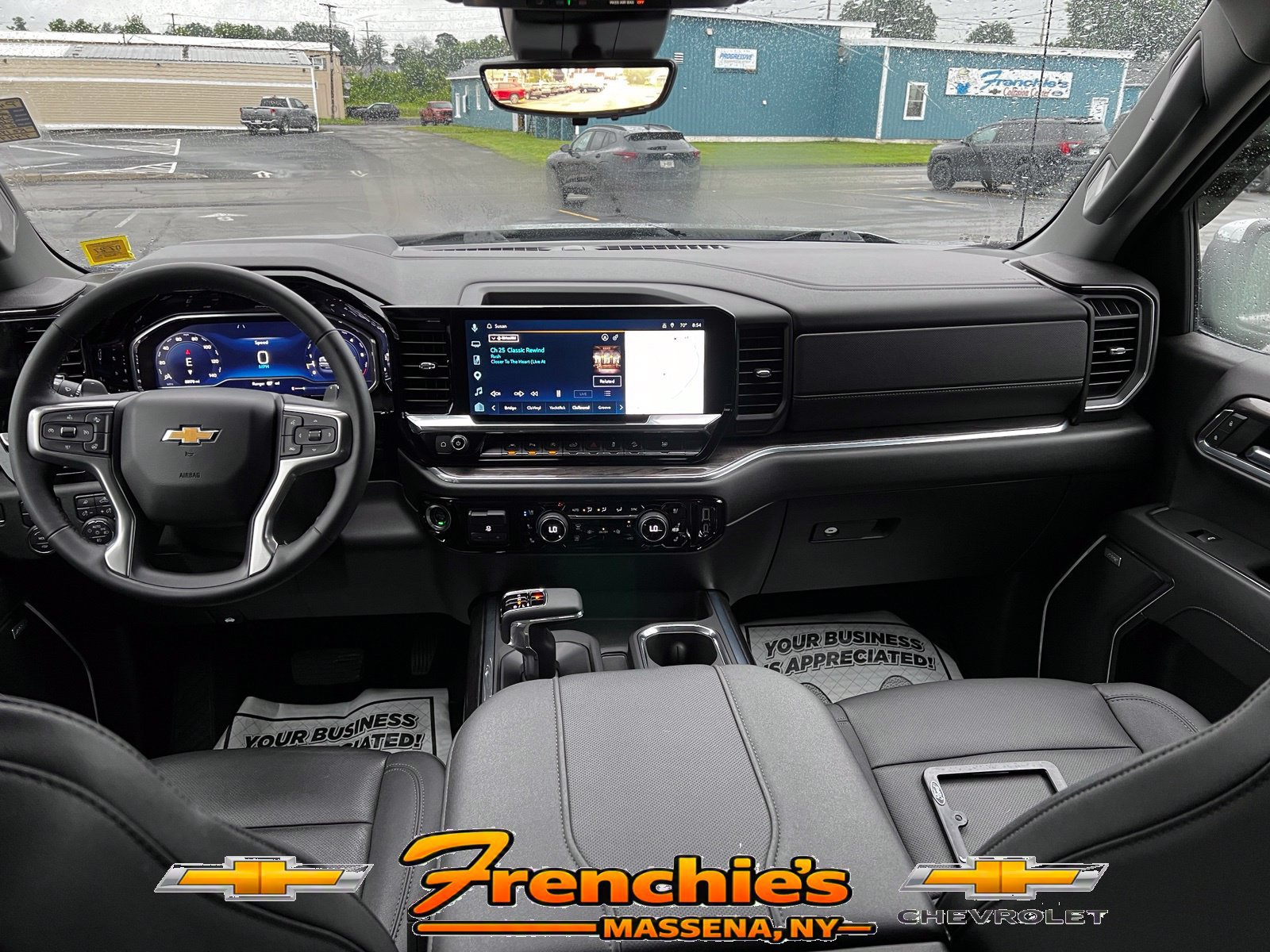 Used 2024 Chevrolet Silverado 1500 LTZ w/ LTZ Premium Package AWD/4WD image 9