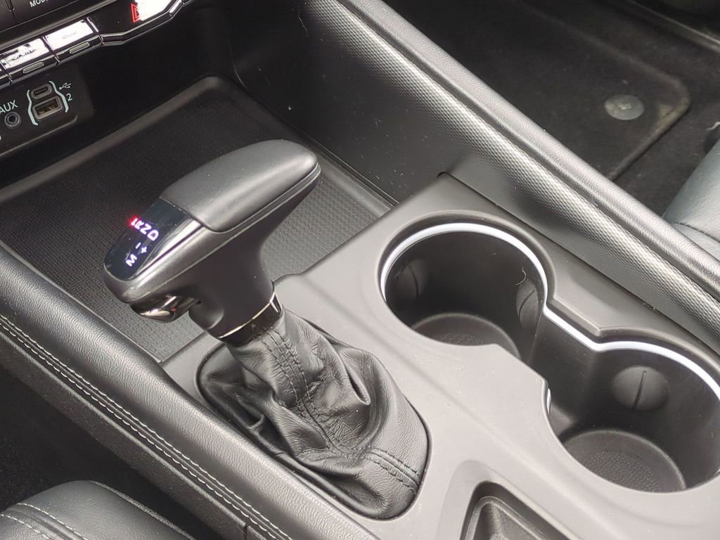 Used 2021 Dodge Durango GT image 23