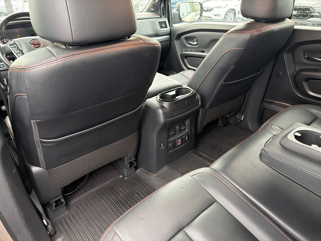 Used 2023 Nissan Titan PRO-4X w/ Pro-4x Convenience Package AWD/4WD image 15