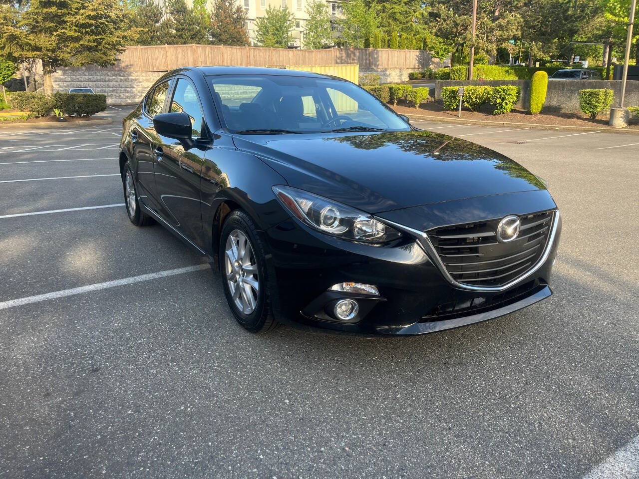 Used 2014 MAZDA MAZDA3 i Touring w/ Technology Package