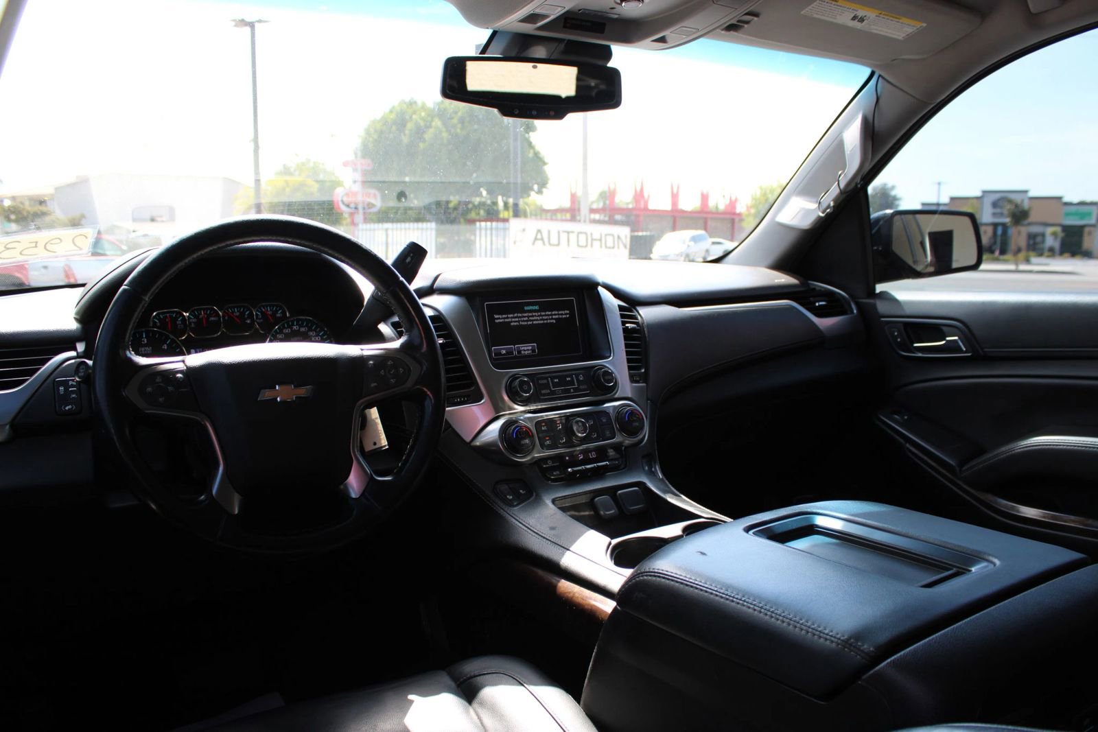 Used 2019 Chevrolet Suburban LT image 23