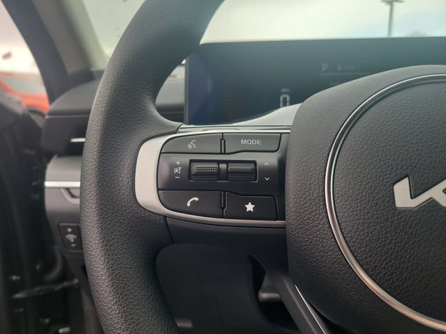 New 2026 Kia K5 LXS FWD image 15