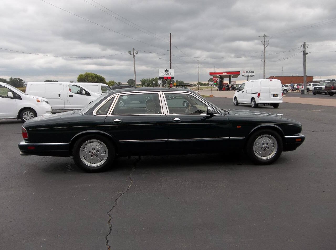 Used 1995 Jaguar XJ Vanden Plas RWD image 3