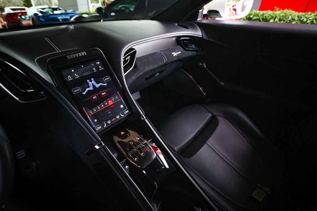 Certified 2021 Ferrari Roma RWD image 31