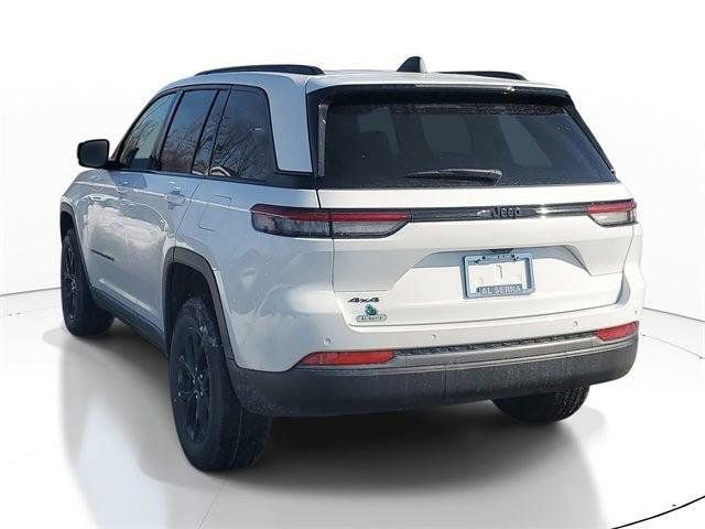 New 2026 Jeep Grand Cherokee Altitude AWD/4WD image 3