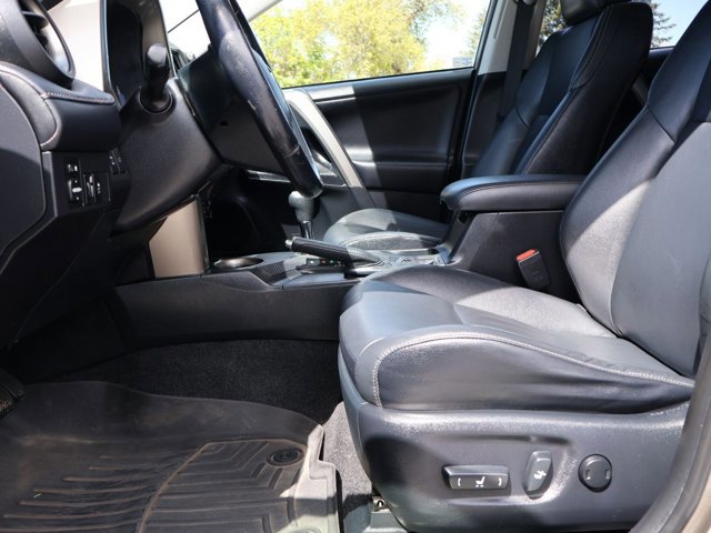 Used 2013 Toyota RAV4 Limited AWD/4WD image 25