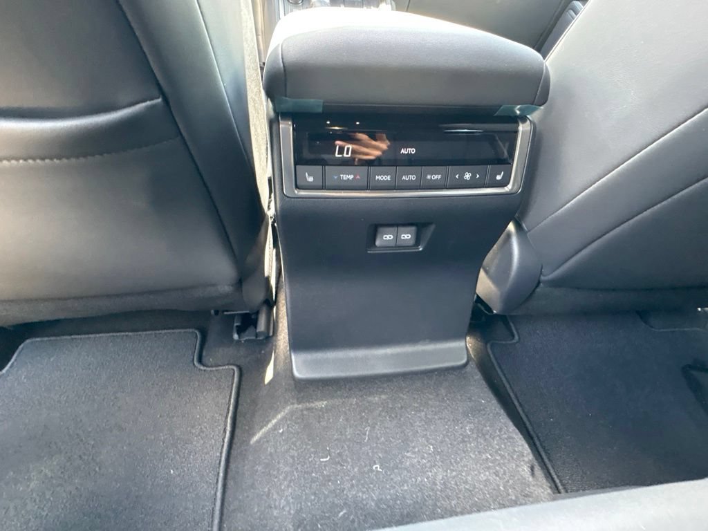Certified 2026 Lexus GX 550 w/ Cold Area Package AWD/4WD image 20