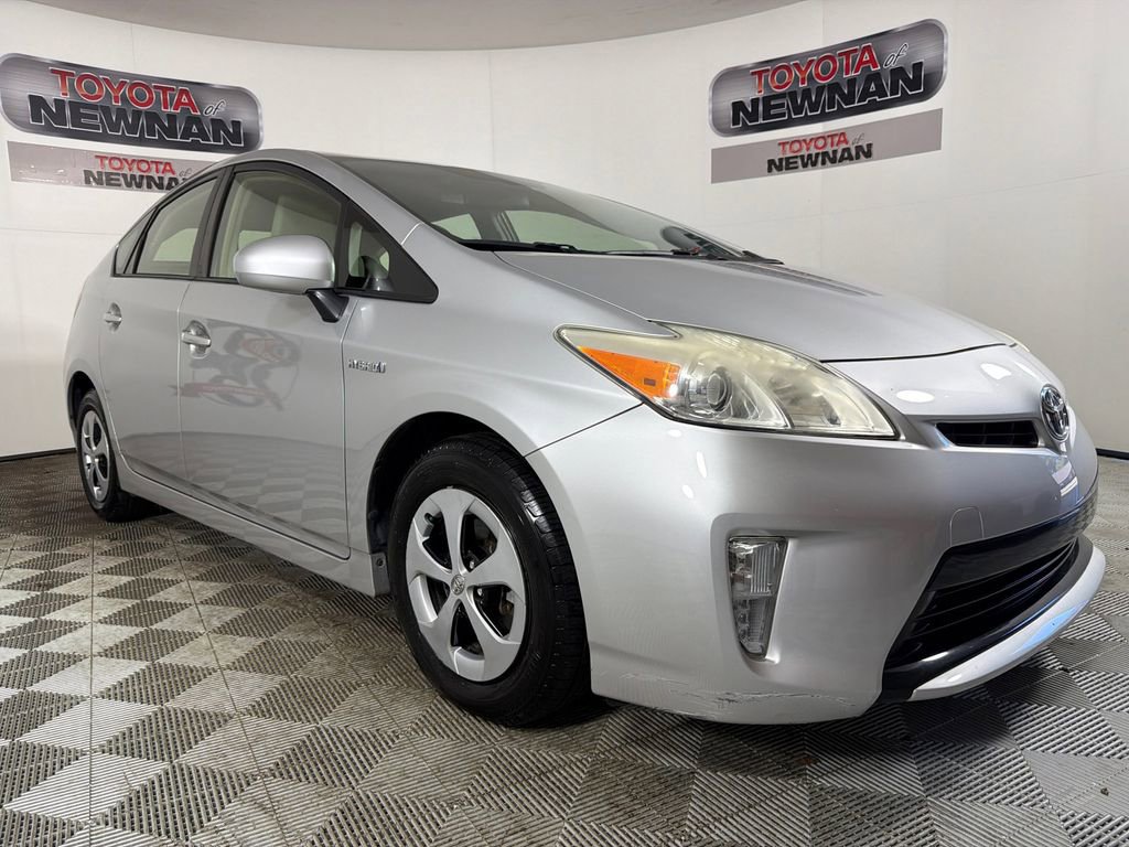 Used 2014 Toyota Prius Three image 1