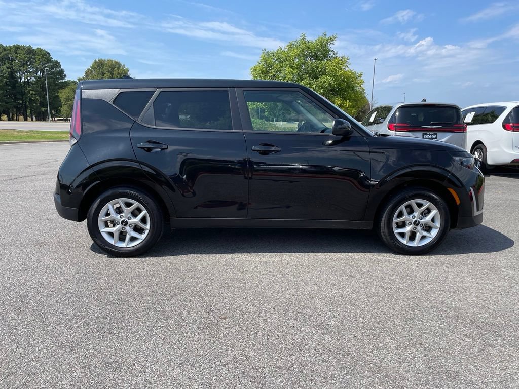 Certified 2022 Kia Seltos S FWD image 9