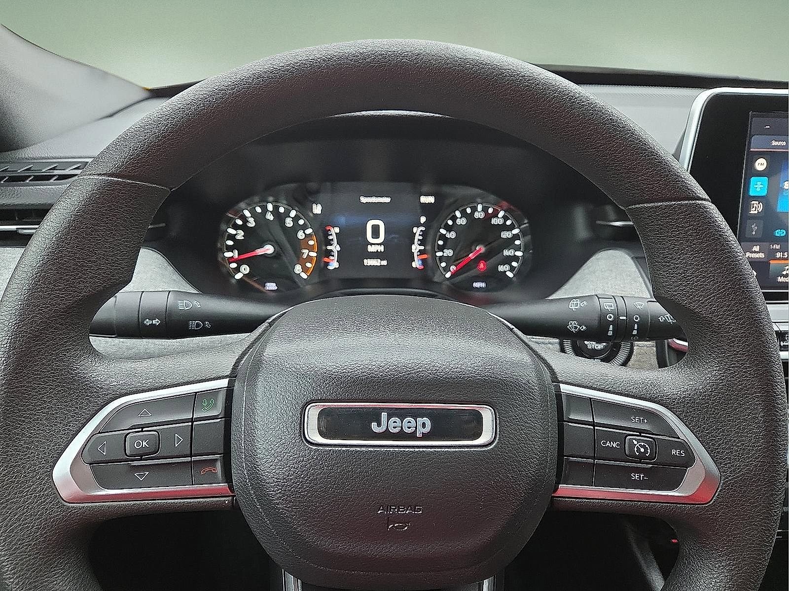 Used 2025 Jeep Compass Sport AWD/4WD image 24