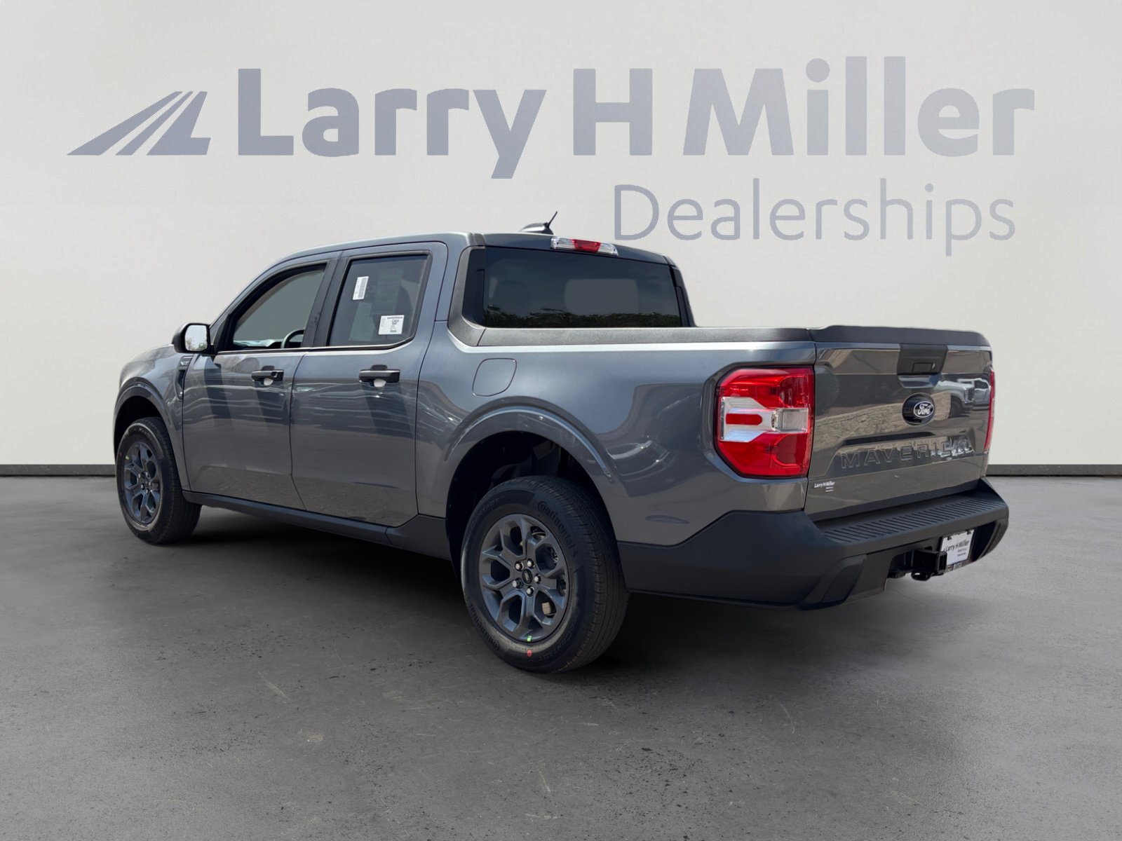 New 2026 Ford Maverick XLT image 3