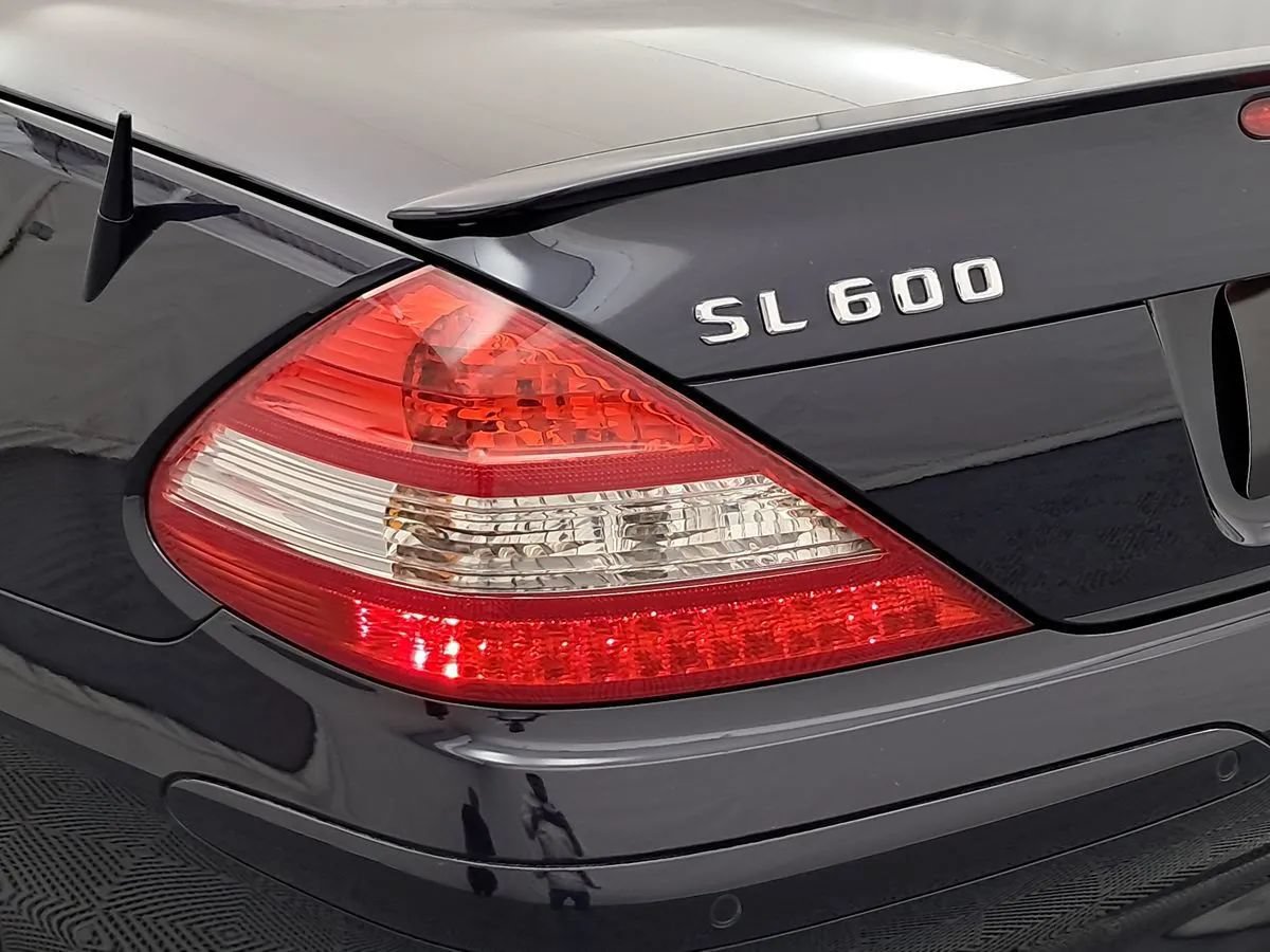 Used 2007 Mercedes-Benz SL 600 image 8