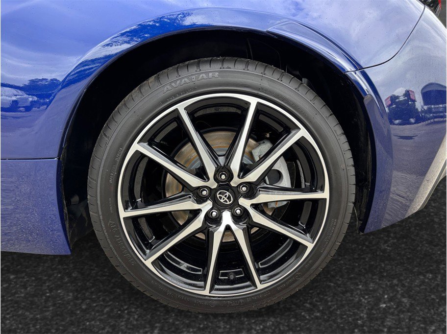 Used 2023 Toyota GR86 w/ ALL Weather Mat Package (TMS) image 13