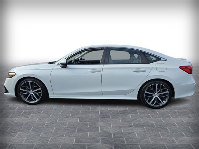 Used 2023 Honda Civic Touring image 4