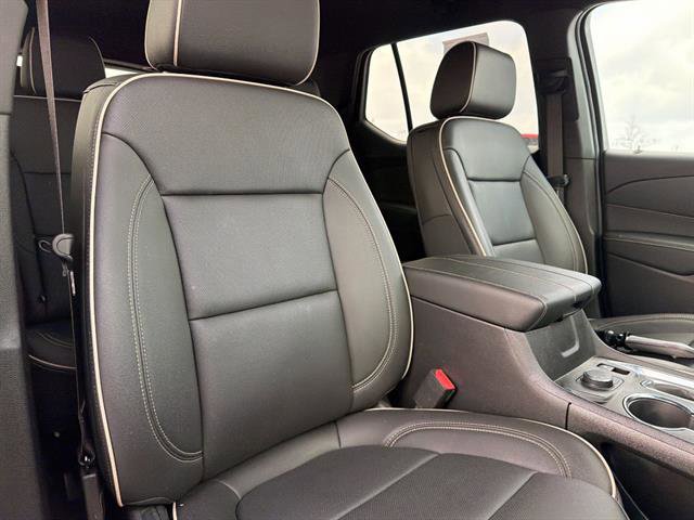Certified 2023 Chevrolet Traverse Premier image 48