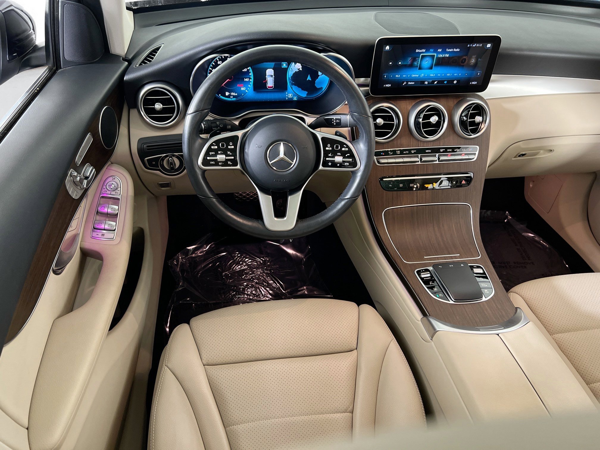 Used 2022 Mercedes-Benz GLC 300 4MATIC image 22