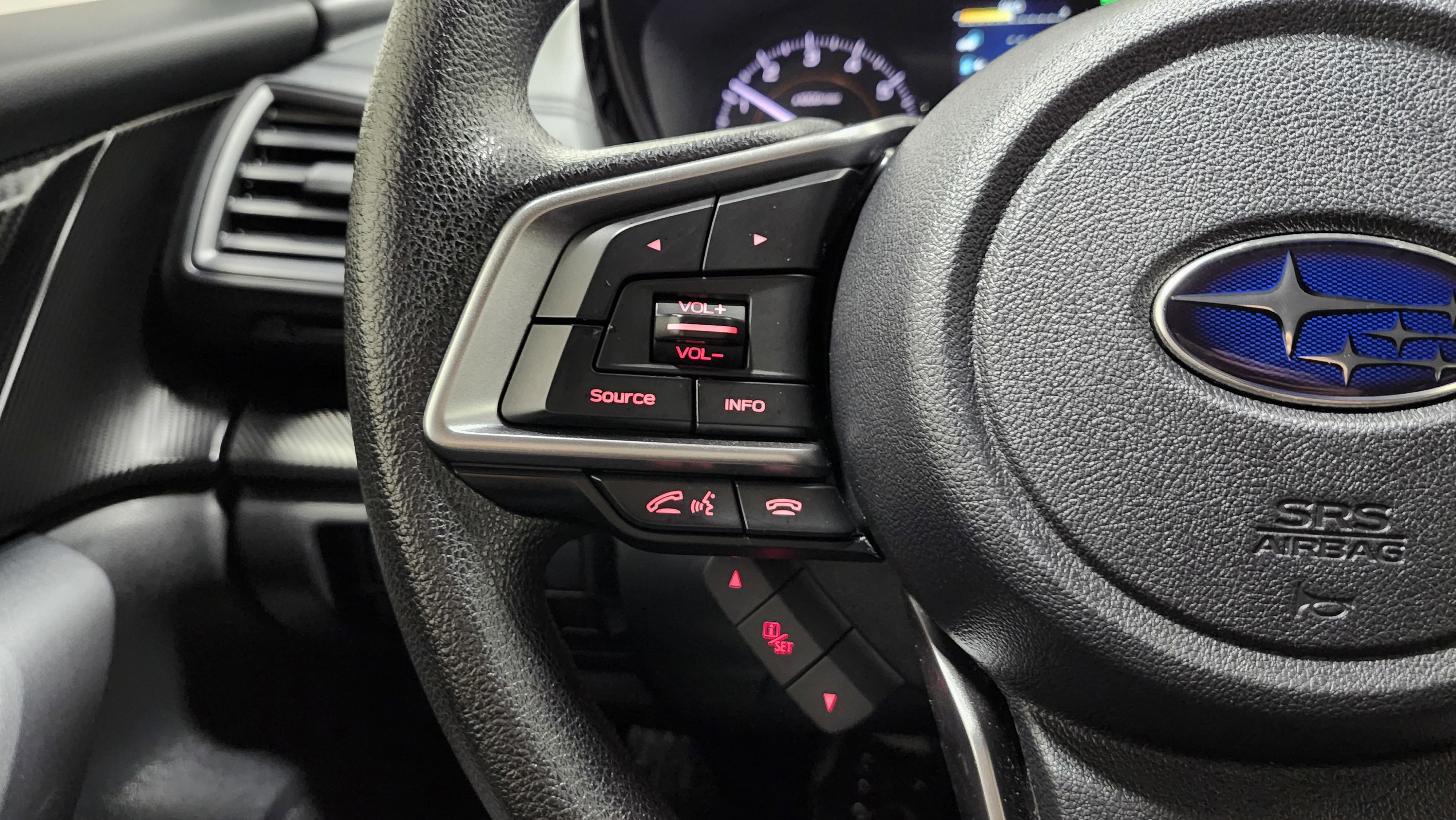 Used 2023 Subaru Crosstrek 2.0i image 32