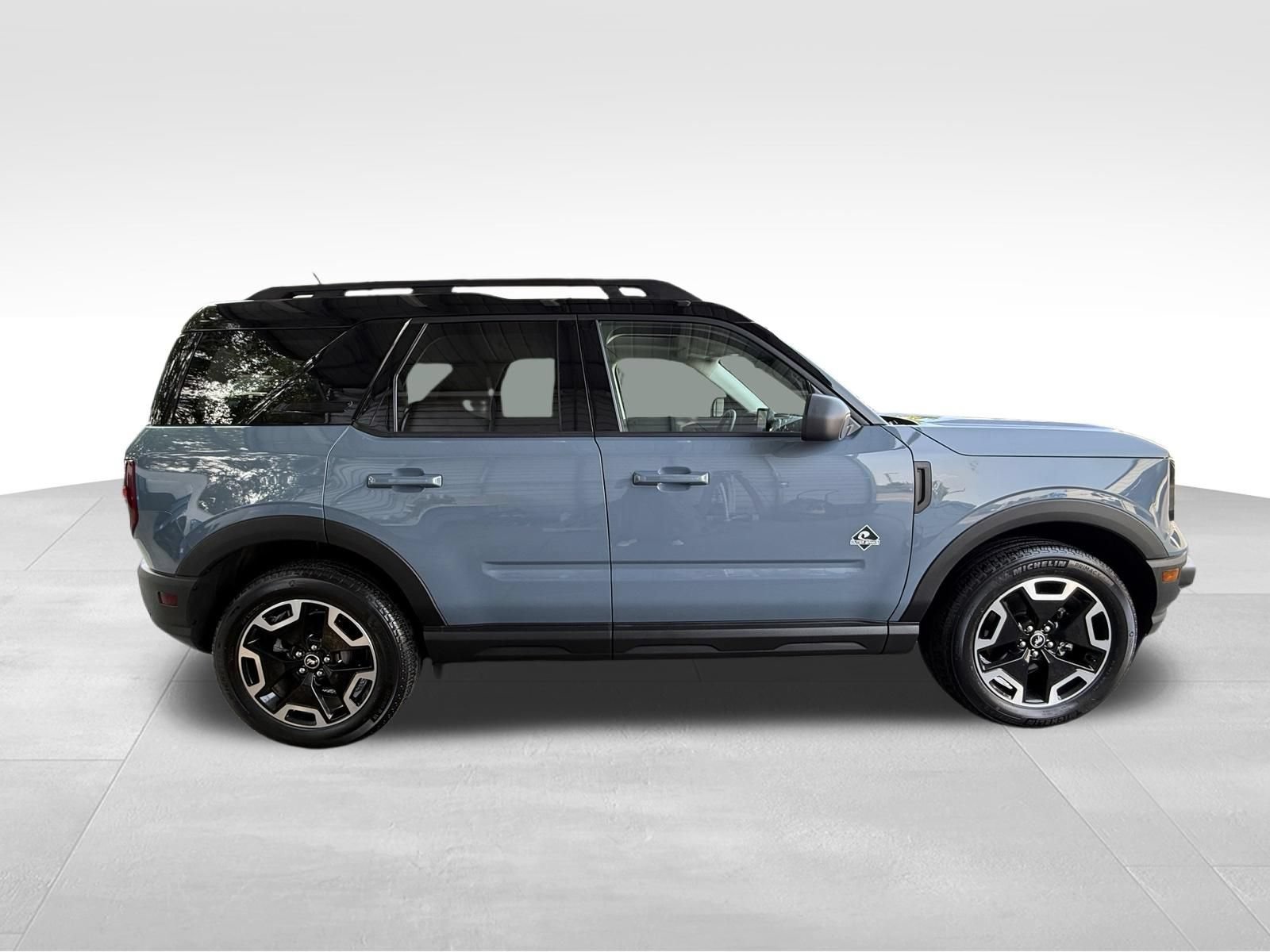 Used 2024 Ford Bronco Sport Outer Banks w/ Tech Package AWD/4WD image 4