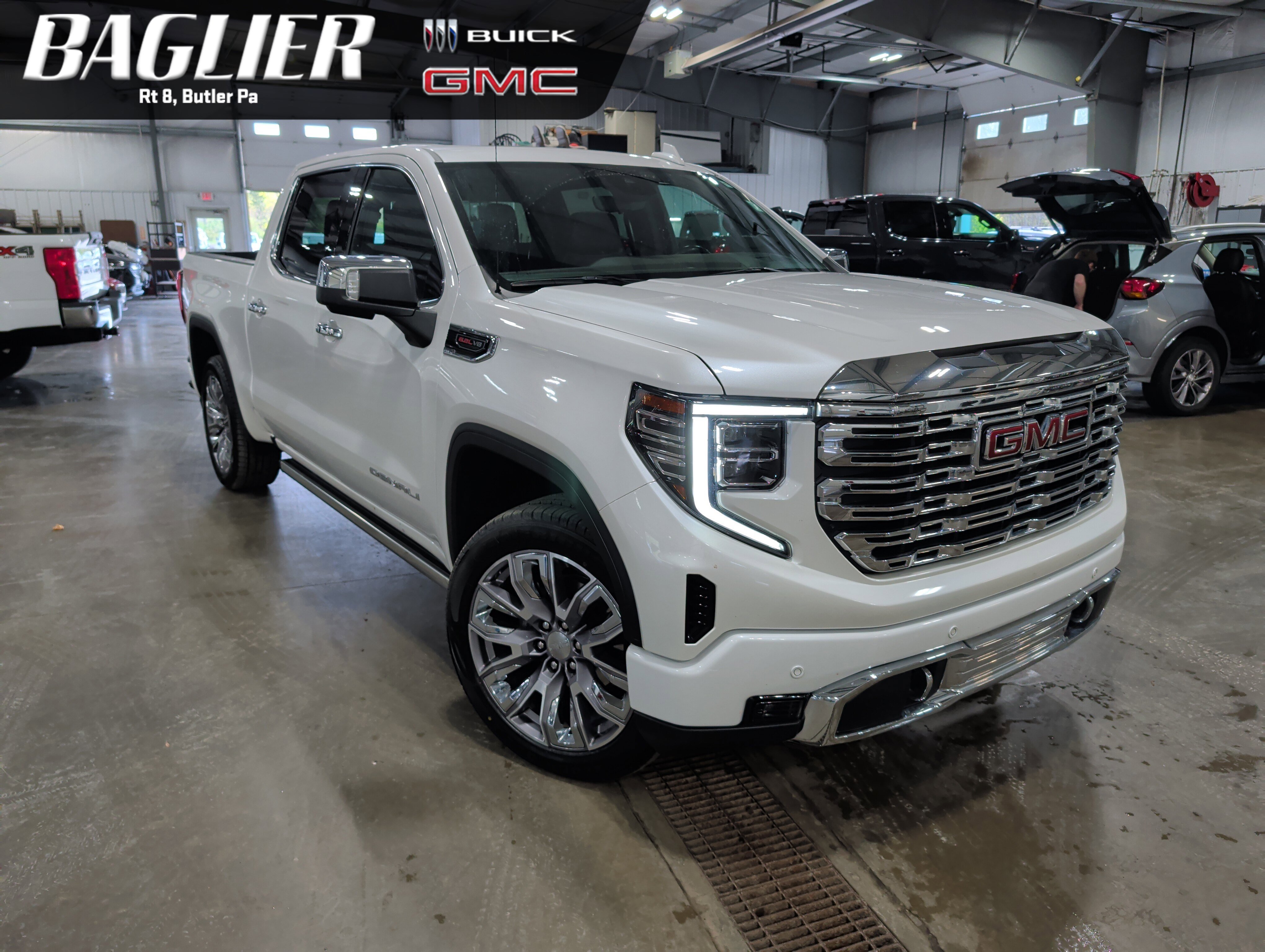Used 2023 GMC Sierra 1500 Denali AWD/4WD video 1