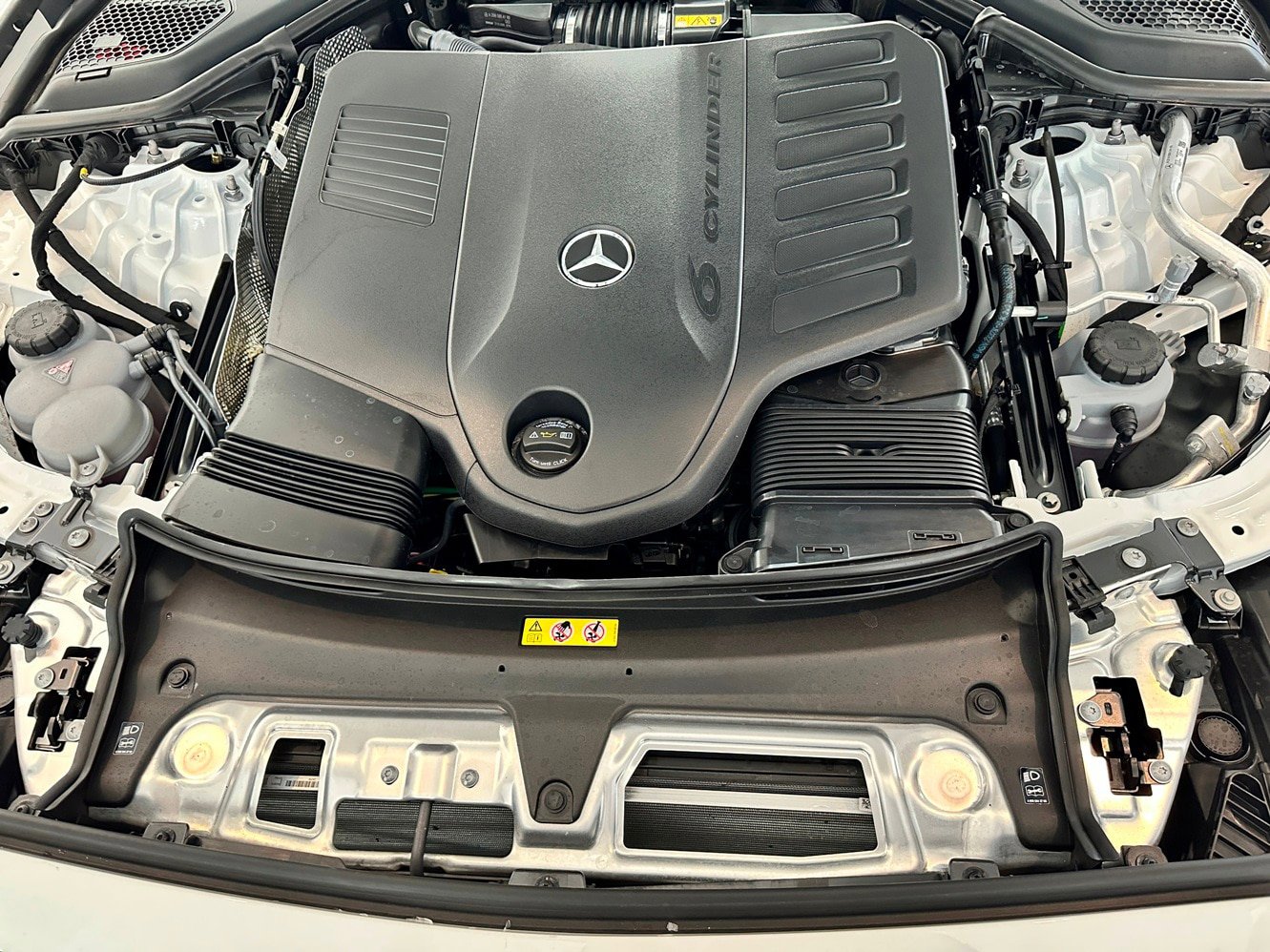 Certified 2025 Mercedes-Benz E 450 4MATIC All-Terrain Wagon image 39
