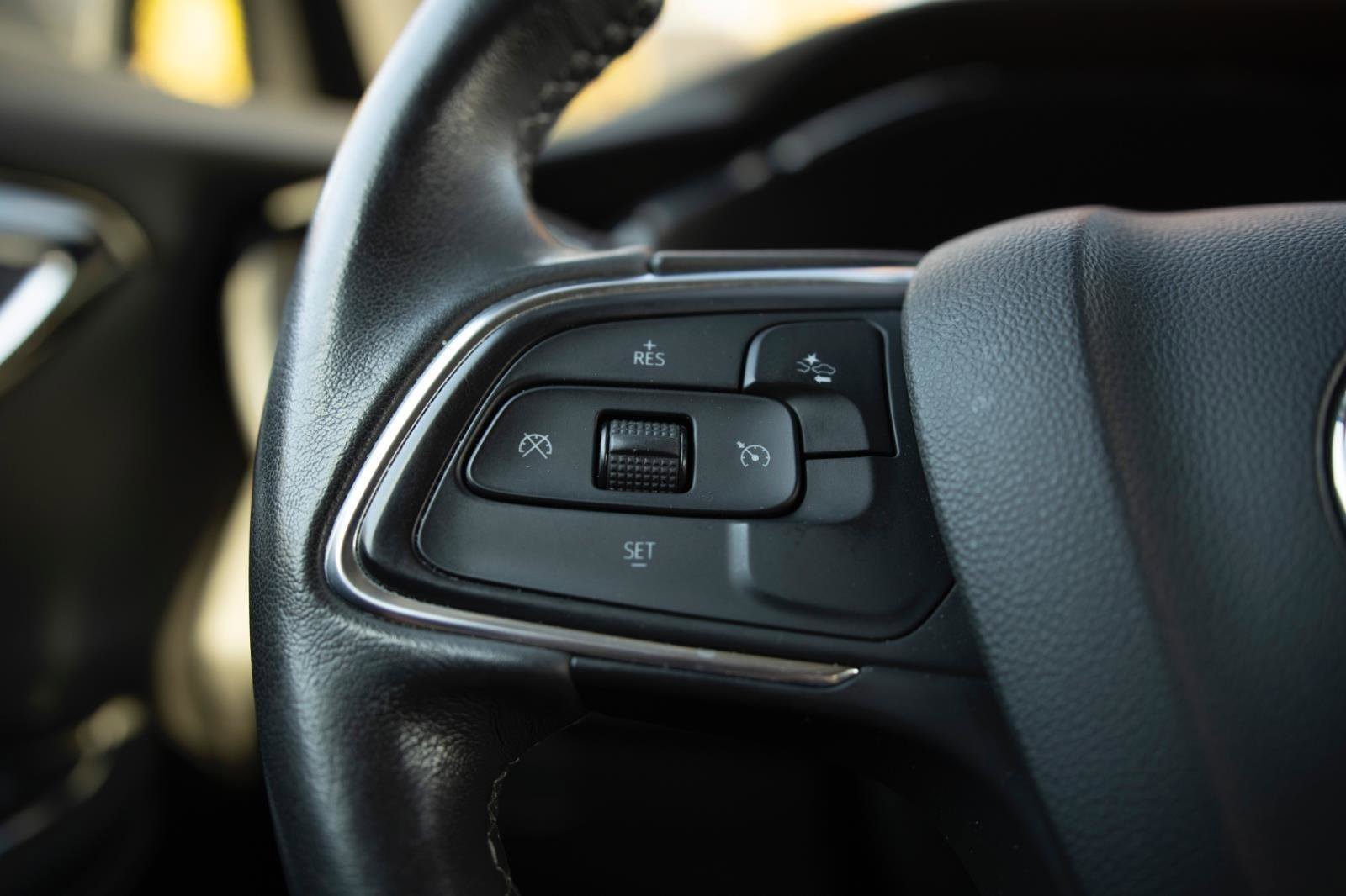 Used 2021 Buick Envision Preferred image 6