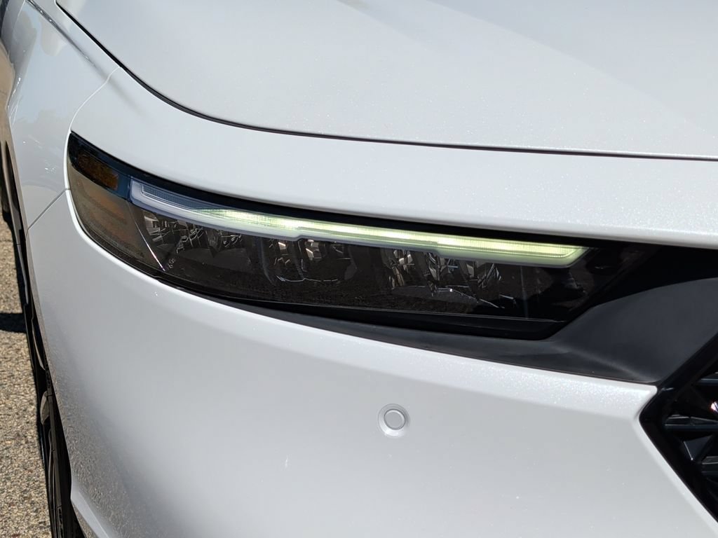 Used 2025 Honda Accord Touring image 42