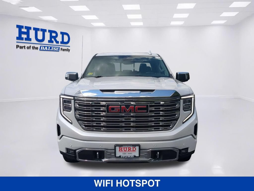 Used 2023 GMC Sierra 1500 Denali w/ Denali Reserve Package AWD/4WD image 8