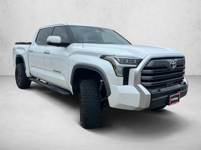 Used 2024 Toyota Tundra Limited AWD/4WD image 3