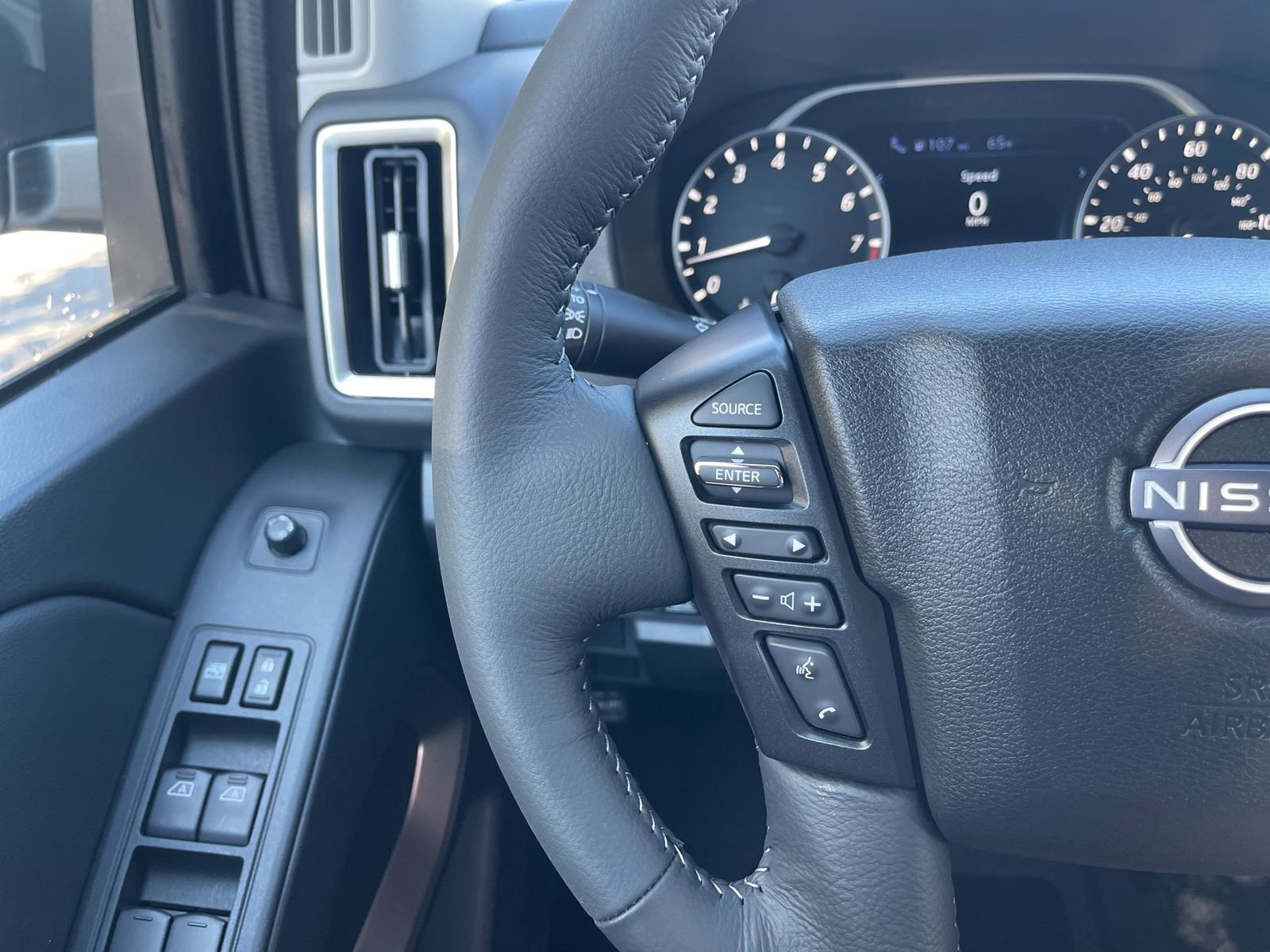 New 2026 Nissan Frontier SV image 33