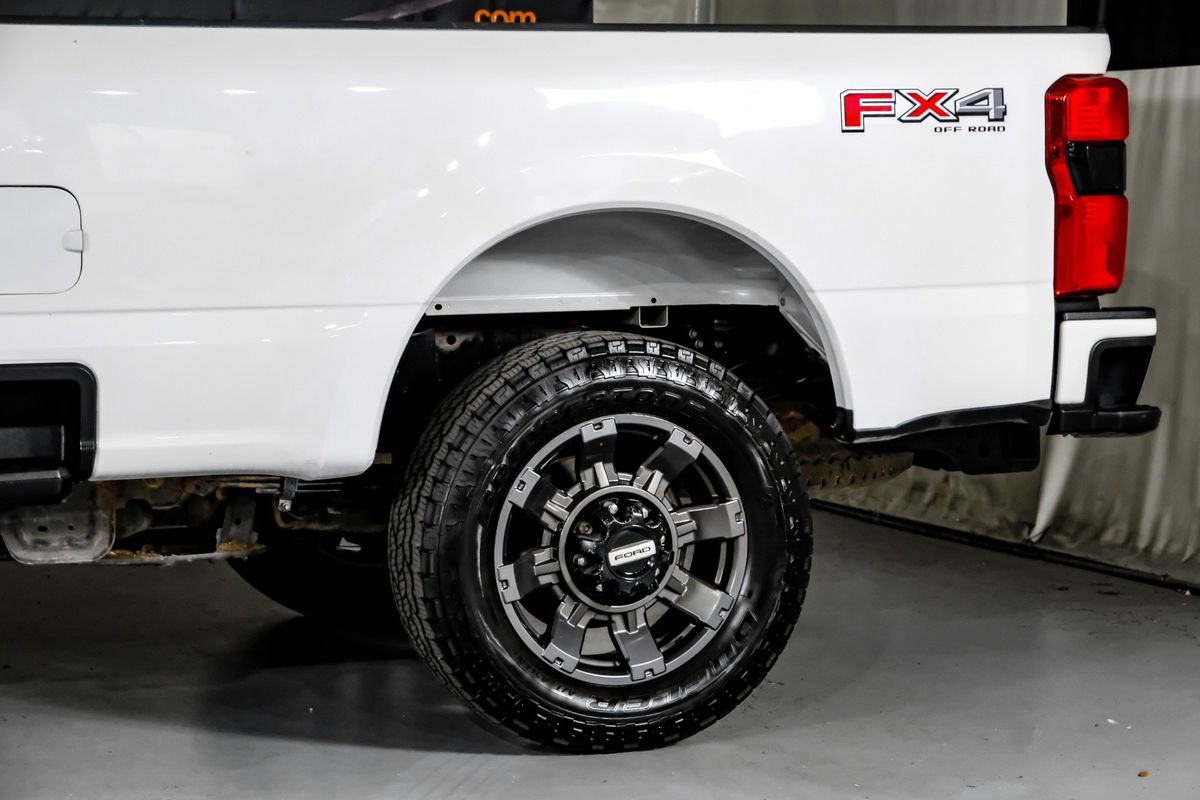 Used 2023 Ford F350 Lariat w/ Lariat Ultimate Package AWD/4WD image 13
