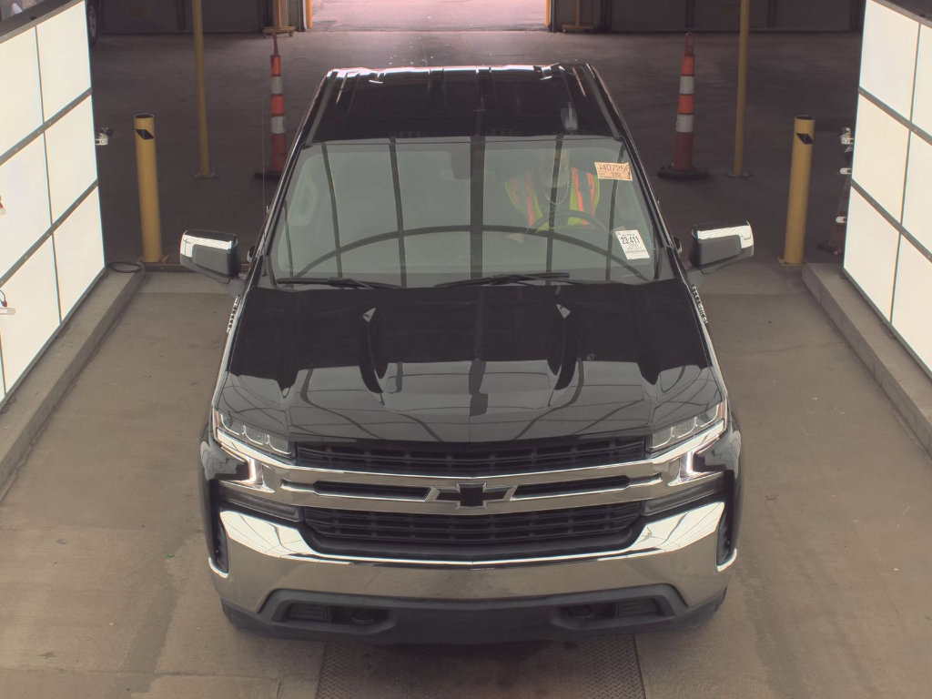 Used 2020 Chevrolet Silverado 1500 LT w/ All-Star Edition AWD/4WD image 2