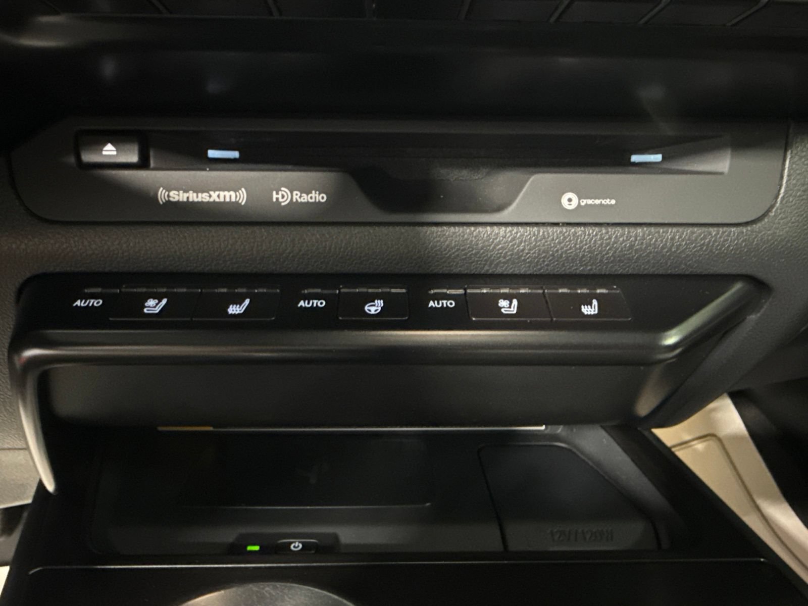 Used 2020 Lexus UX 250h w/ Premium Package AWD/4WD image 32