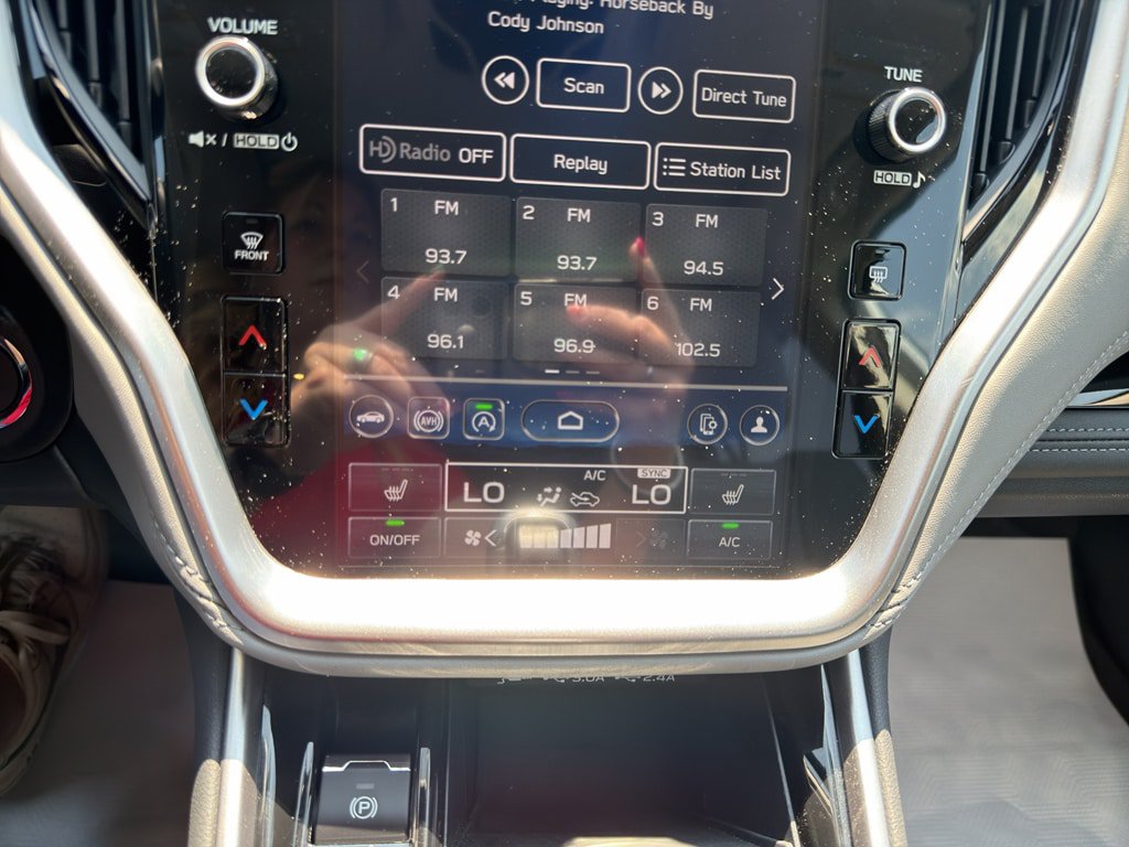 Certified 2025 Subaru Outback Limited AWD/4WD image 18
